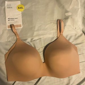 Knix WingWoman Contour Bra, Beige & Size 8 (Knix size guide in photos)